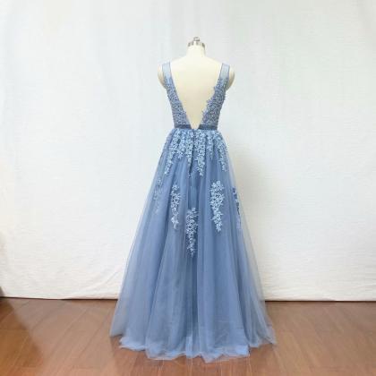 2019 Light Blue Lace Applique Formal Dresses..