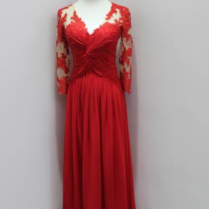 Long Red Chiffon Prom Dresses With Lace Appliques..