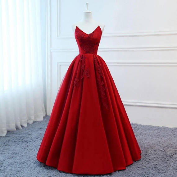 Charming Red Ball Gown Prom Dresses Satin V Neck Evening Gowns With Lace Applique