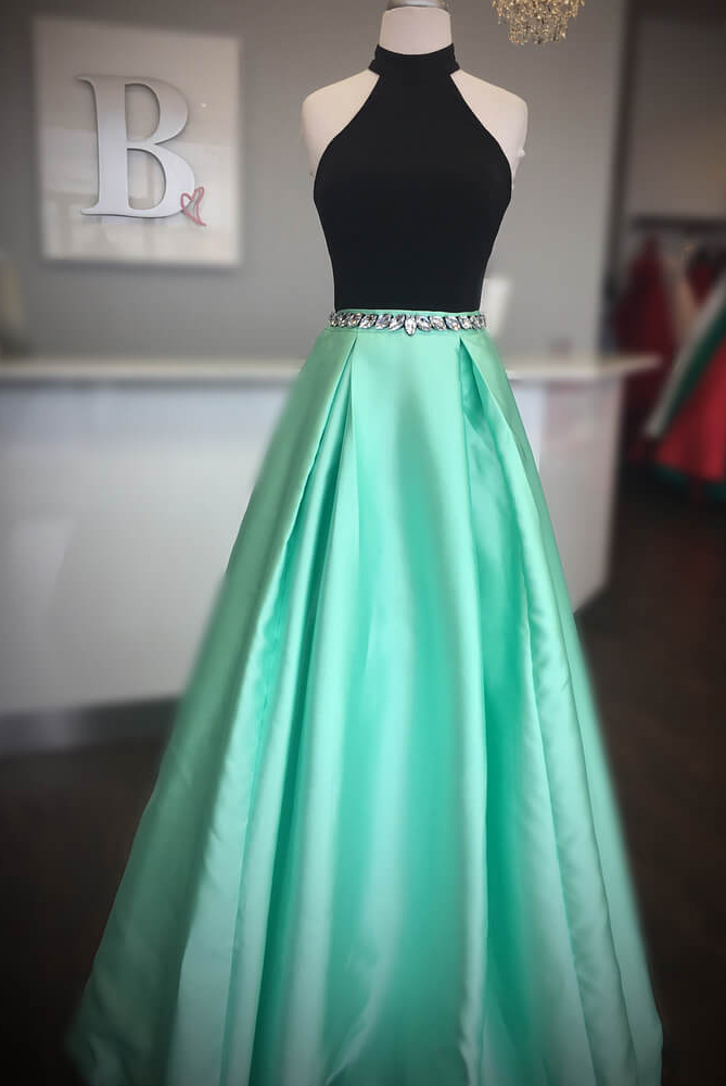 Amazing Halter Neck Prom Dresses A-line Formal Gowns Evening Party Dress