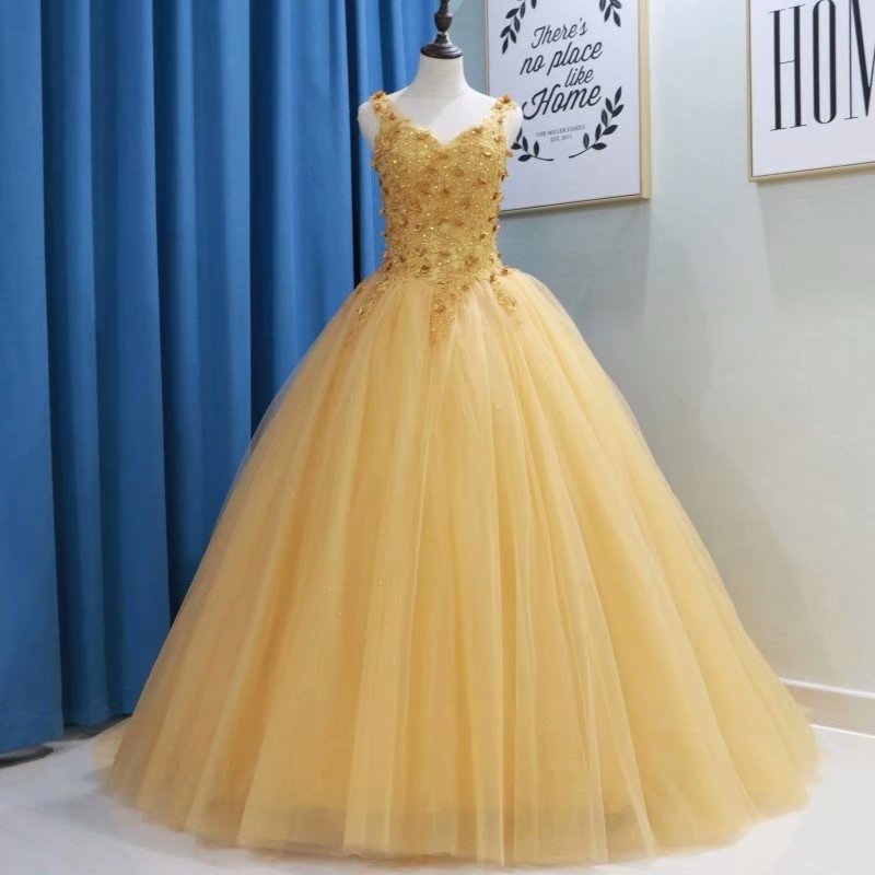 Yellow Ball Gown Quinceanera Dresses Sexy V Neck Sweet 16 Dress Debutante Gowns Dress Formal Gowns
