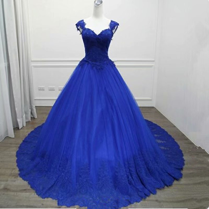 Sexy V Neck Lace Long Prom Dresses 2019 Tulle Beaded Appliques Princess Ball Gown Vintage Evening Dress