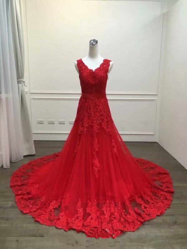 Sexy Red V Neck Long Prom Dresses 2019 Tulle Beaded Appliques A Line Evening Dress