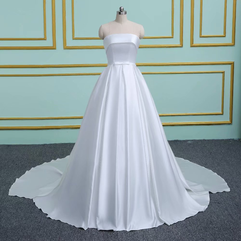 Satin Strapless Wedding Dresses Ball Gown Bridal Dress Charming Wedding Gowns