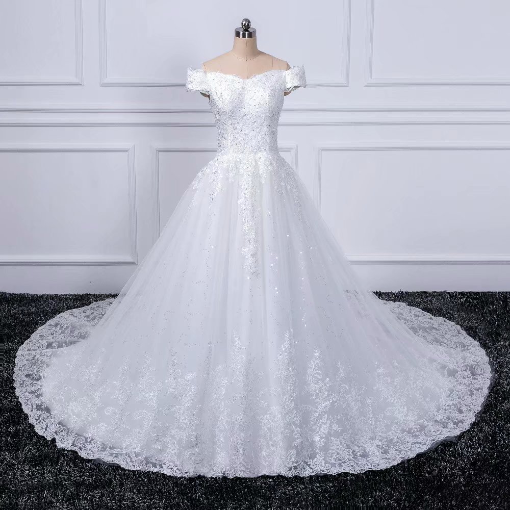 Off-shoulder Wedding Dresses Lace Applique Cheapl Train Bridal Dress Wedding Gowns