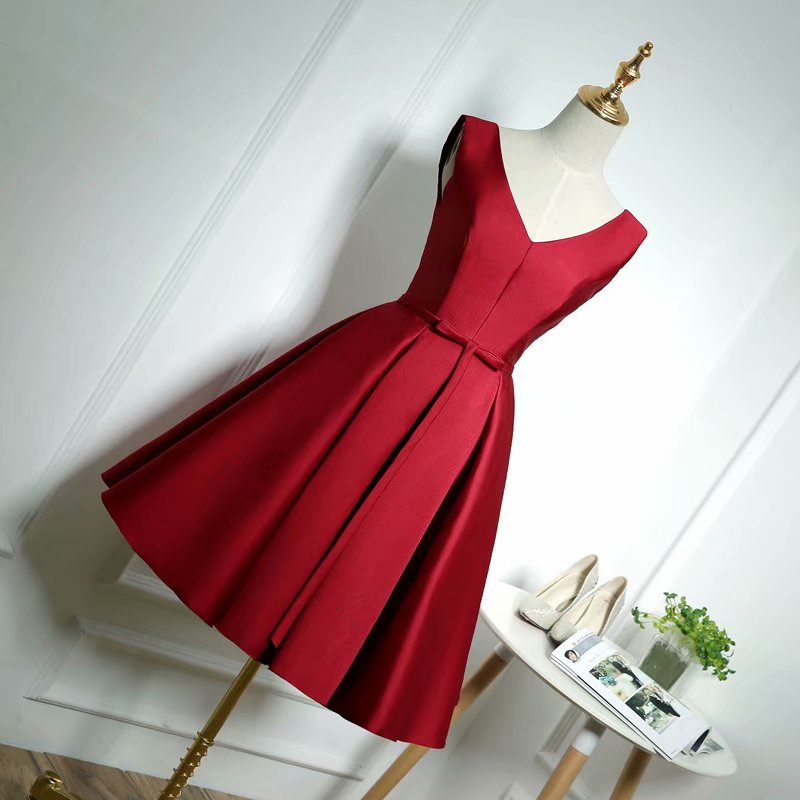 burgundy satin dress short