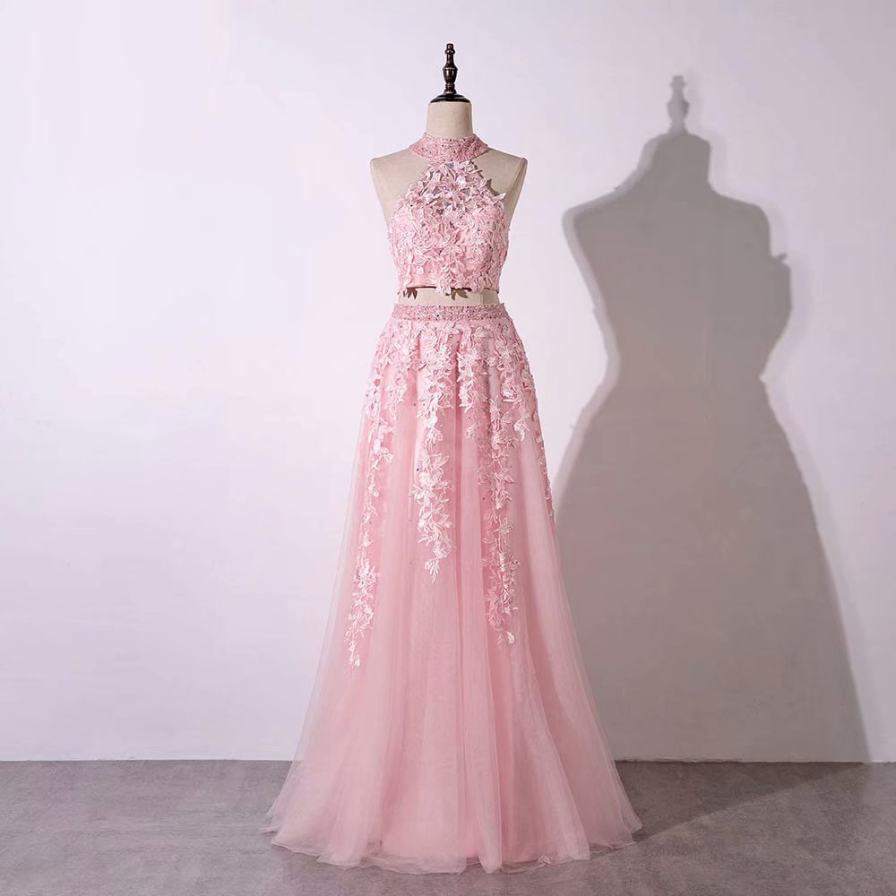 New 2019 Two Piece Evening Dress Pageant Dresses V-neck Halter Neck Lace Applique Evening Formal Gowns