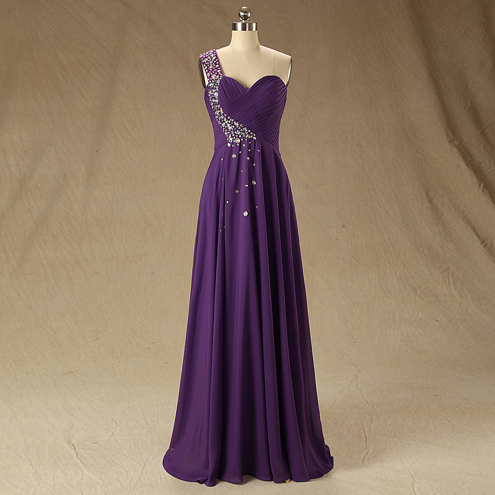purple prom dress vintage Medieval Vintage Purple Purple Satin prom dress with Beaded Sweetheart Neckline, Sleeveless Design, Long Tiered Satin Evening Gown for Women