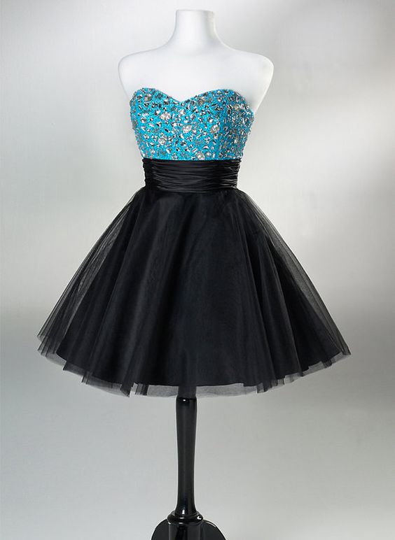 Black Sweetheart Tulle Homecoming Dresses,short Strapless Crystal Beaded Evening Gowns