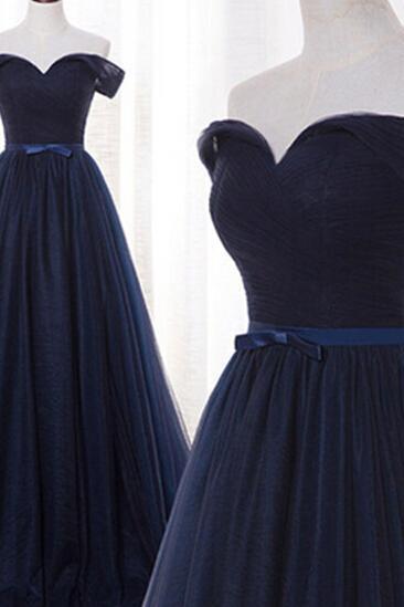 Navy Blue Off-the-shoulder Tulle Floor-length Dress featuring Sweetheart Neckline and Pleated Bodice