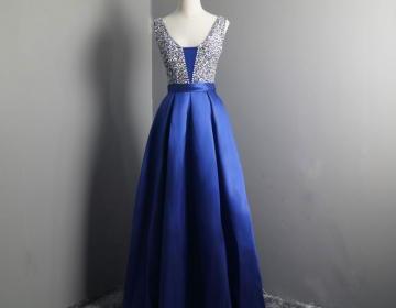 2017 Royal Blue Prom Dress Elegant V Neck Evening Dresses Beaded Satin Party Dresses Robe De Soiree Formal Gowns